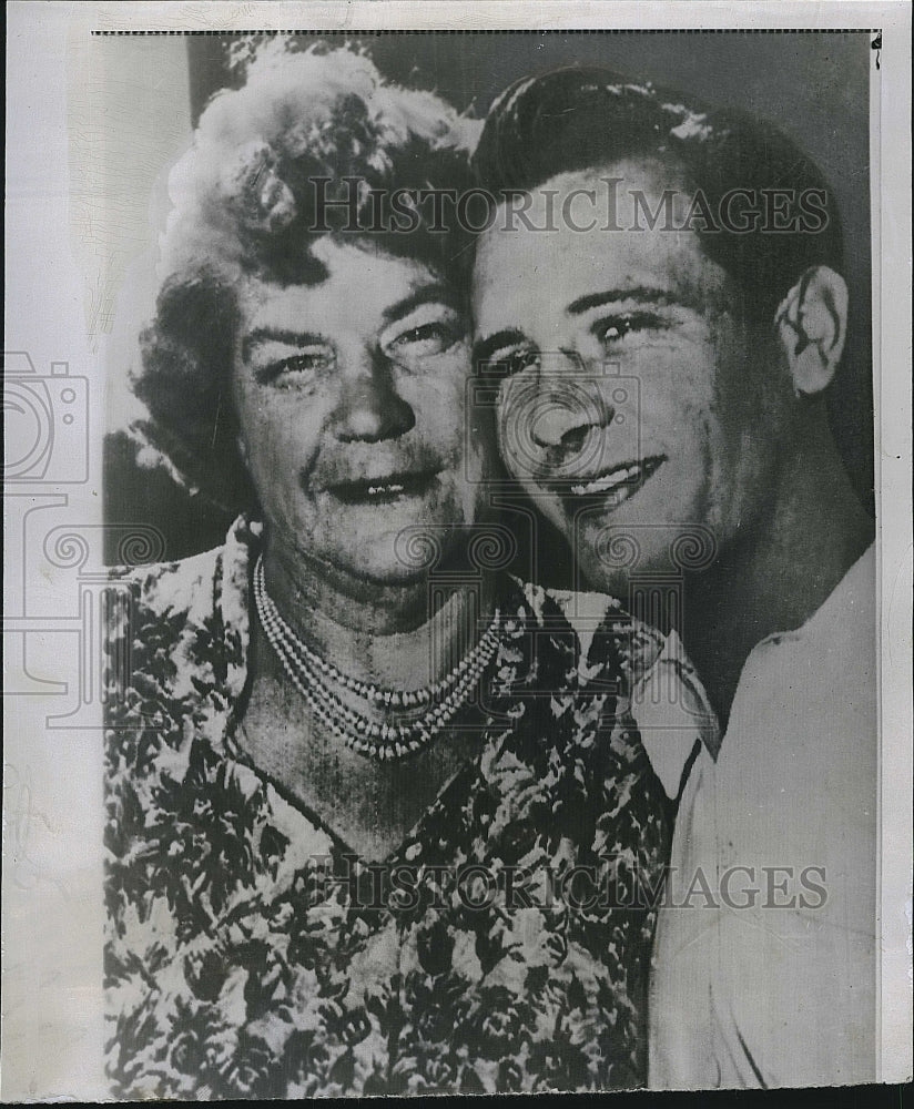 1955 Press Photo Colin Dempsey with Wife Mrs. Hannah Bessie Franklin - Historic Images