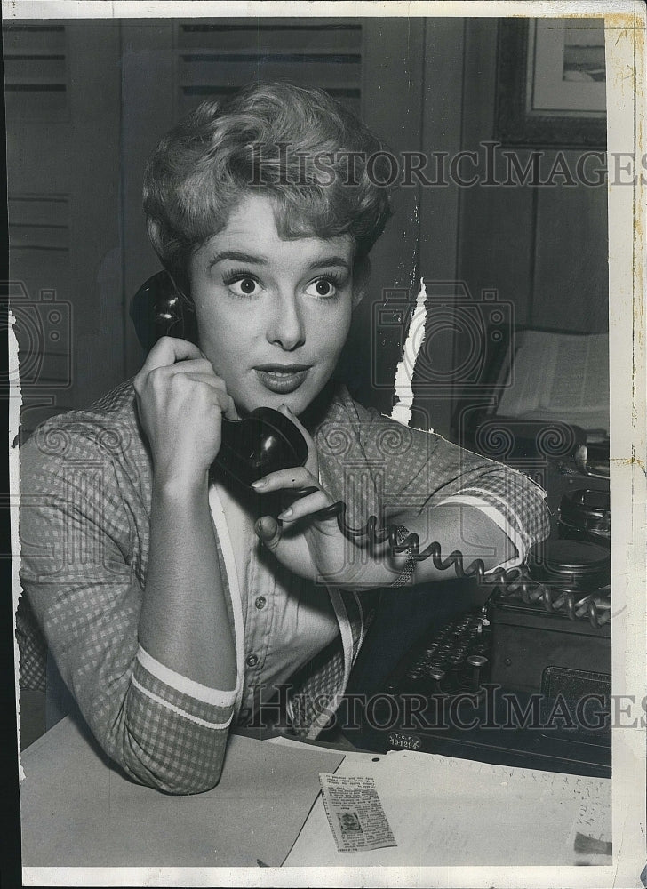 1961 Press Photo  Actress Gigi Perreau in a film role - Historic Images