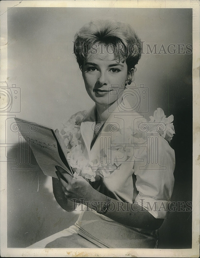 1962 Press Photo  Actress Gigi Perreau in a film role - Historic Images