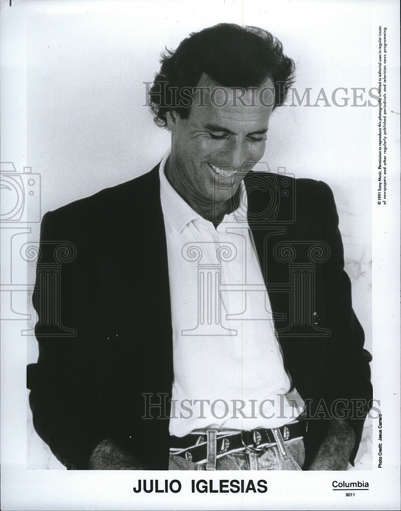 1991 Press Photo  Singer, Julio Iglesias on Columbia label - Historic Images