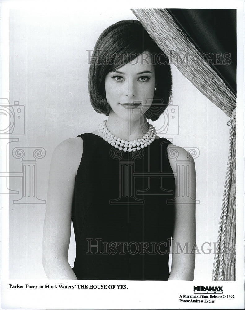 1997 Press Photo Parker Posey Stars In &quot;The House Of Yes&quot; - Historic Images