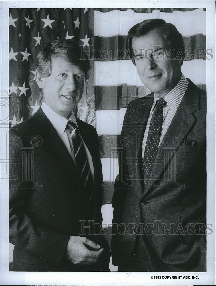 1985 Press Photo ABC TV News Anchors Ted Koppel, Peter Jennings - Historic Images