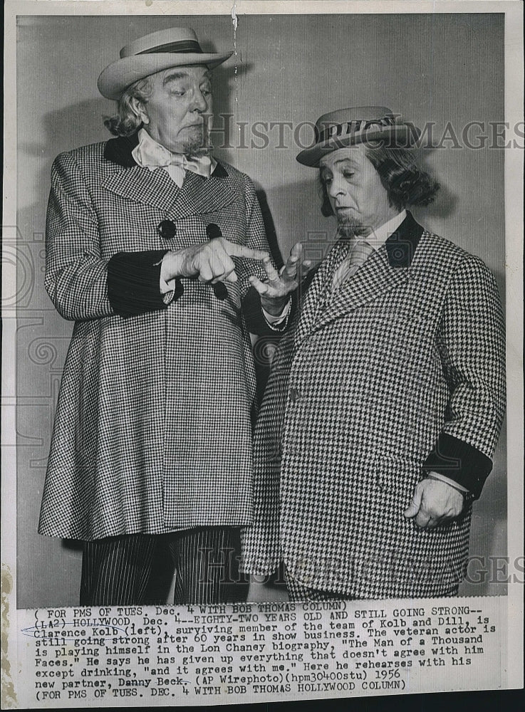 1956 Press Photo Actor Clarence Kolb In The Man Of A Thousand Faces, Danny Beck - Historic Images