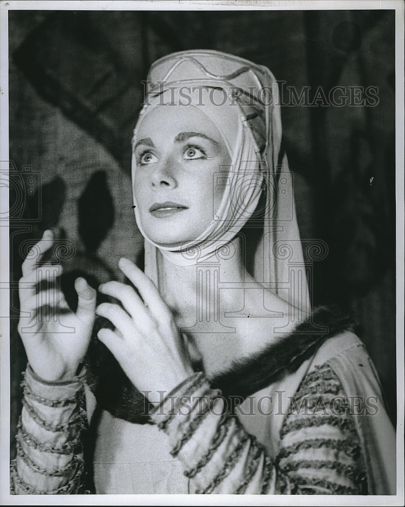 1963 Press Photo Patricia O&#39;Morran in &quot;Henry IV&quot; theater play. - Historic Images