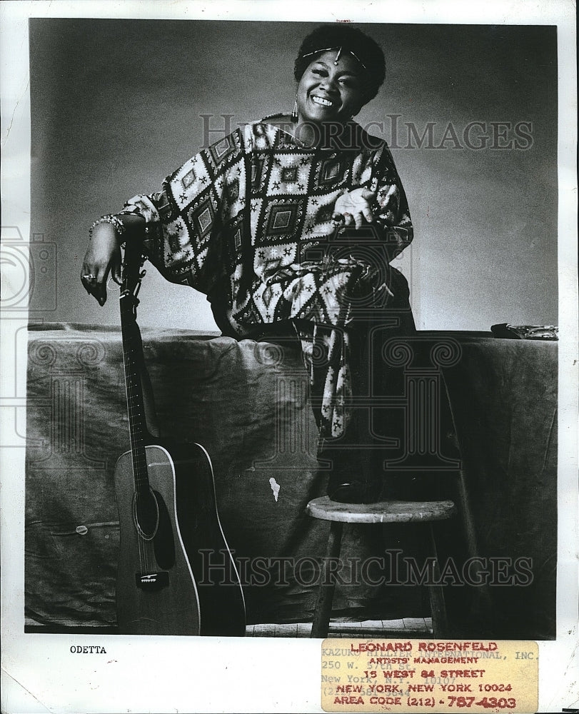 Press Photo Odetta, American folk, Jazz and Blues singer. - Historic Images