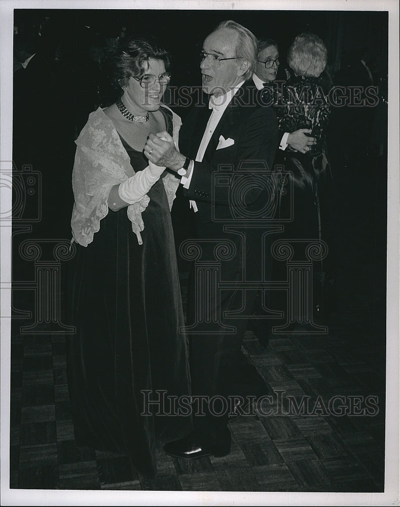 Press Photo Liz and Robert Hunter - Historic Images