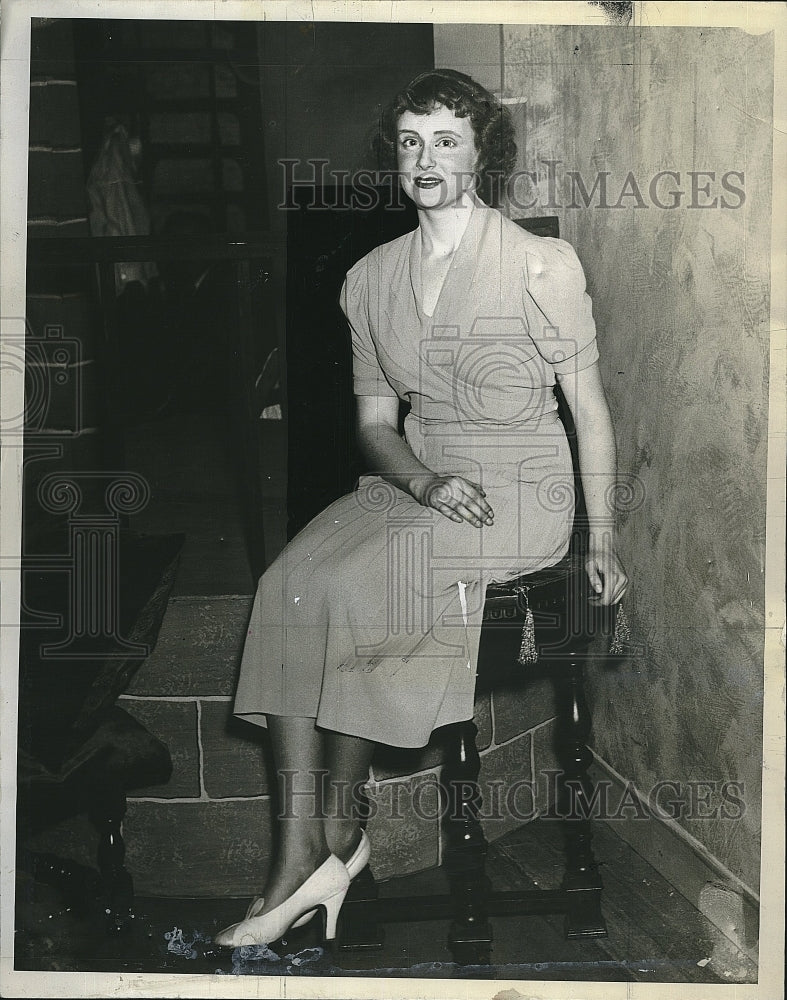 1937 Press Photo Rosamond Pier daughter of Arthur Pier of Milton St Parish Schol - Historic Images