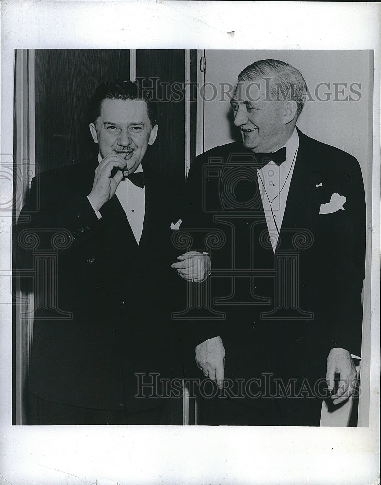 1941 Press Photo Jean Hersholt with William S. Knudsen, Pres. of Gen. Motors - Historic Images