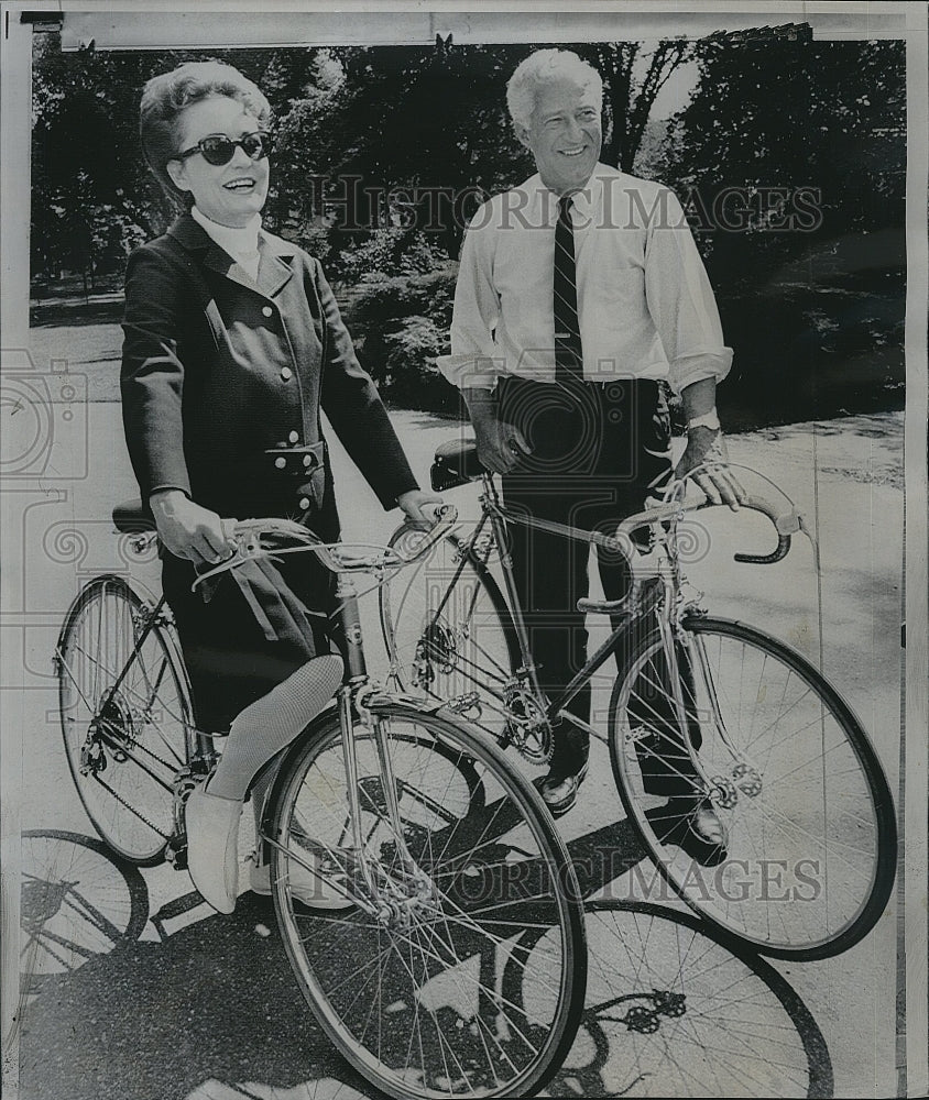 1968 Press Photo Wisconsin Governor Warren Knowles &amp;  his wife - Historic Images