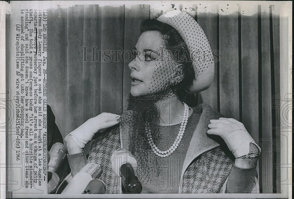 1966 Press Photo Actress Hedy Lamarr arrested for petty theft - Historic Images