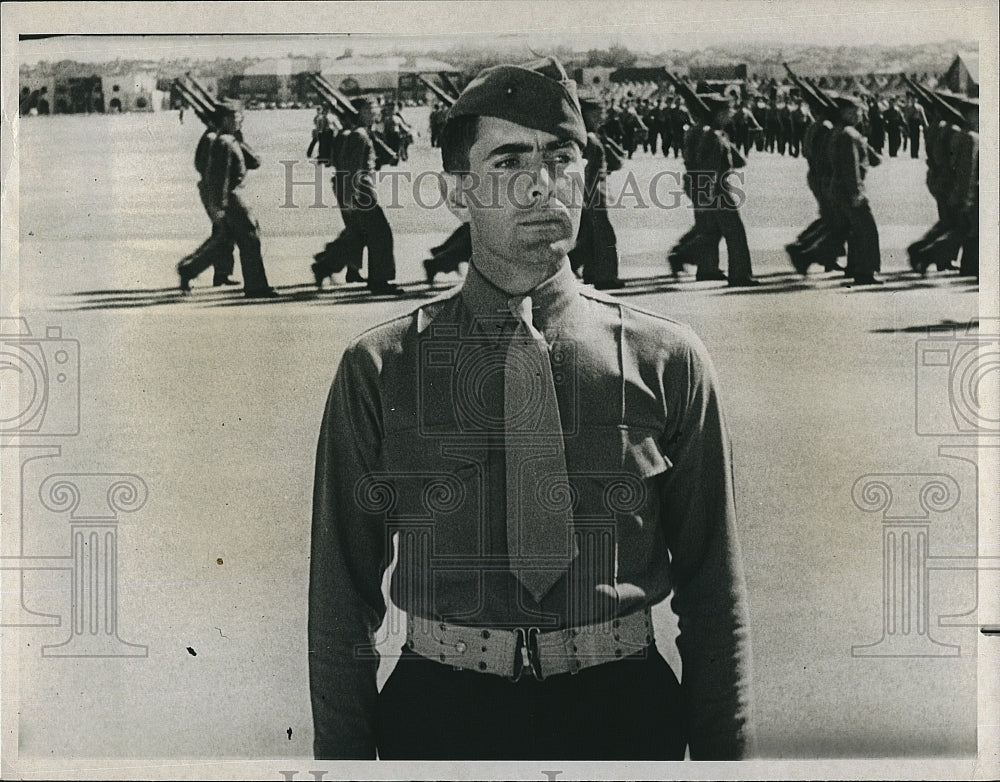 1964 Press Photo Actor Tyrone Power in "Hollywood and the Stars" - Historic Images