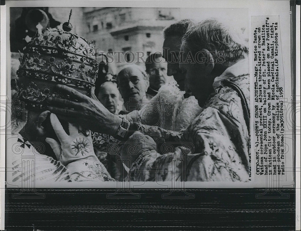 1958 Press Photo Msgr. Enrico Dante Vatican Cermonial Pope John XXIII - Historic Images