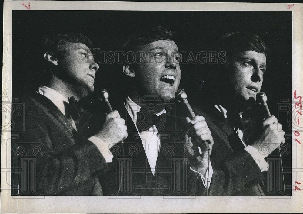 1968 Press Photo Singer Jack Jones - Historic Images