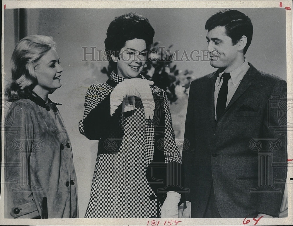 1969 Press Photo "Rosie"  Rosalind Russel, Sandra Dee,James Farentino - Historic Images