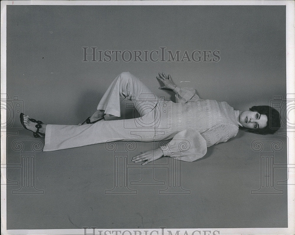 1989 Press Photo Fashion Pant Suits - Historic Images