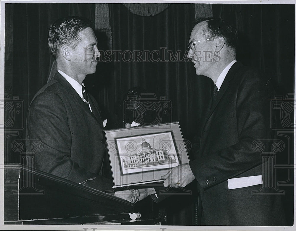 1965 Press Photo Doctor Townes MIT Governor Peabody - Historic Images