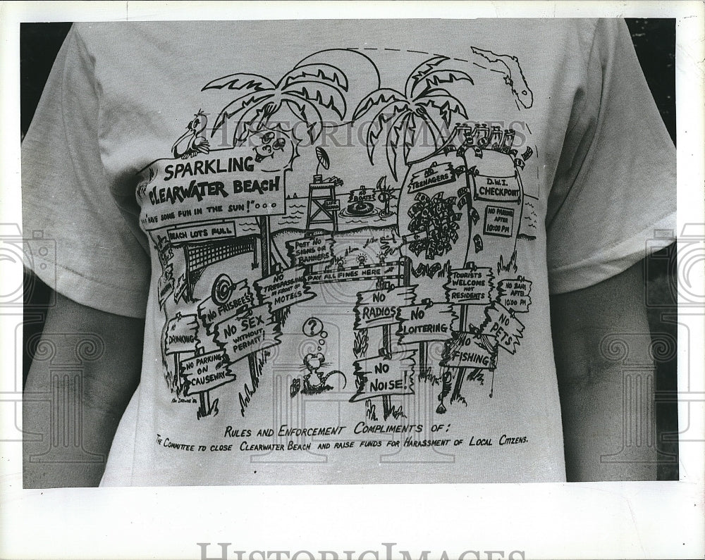 1986 Press Photo Clearwater T-Shirts - Historic Images