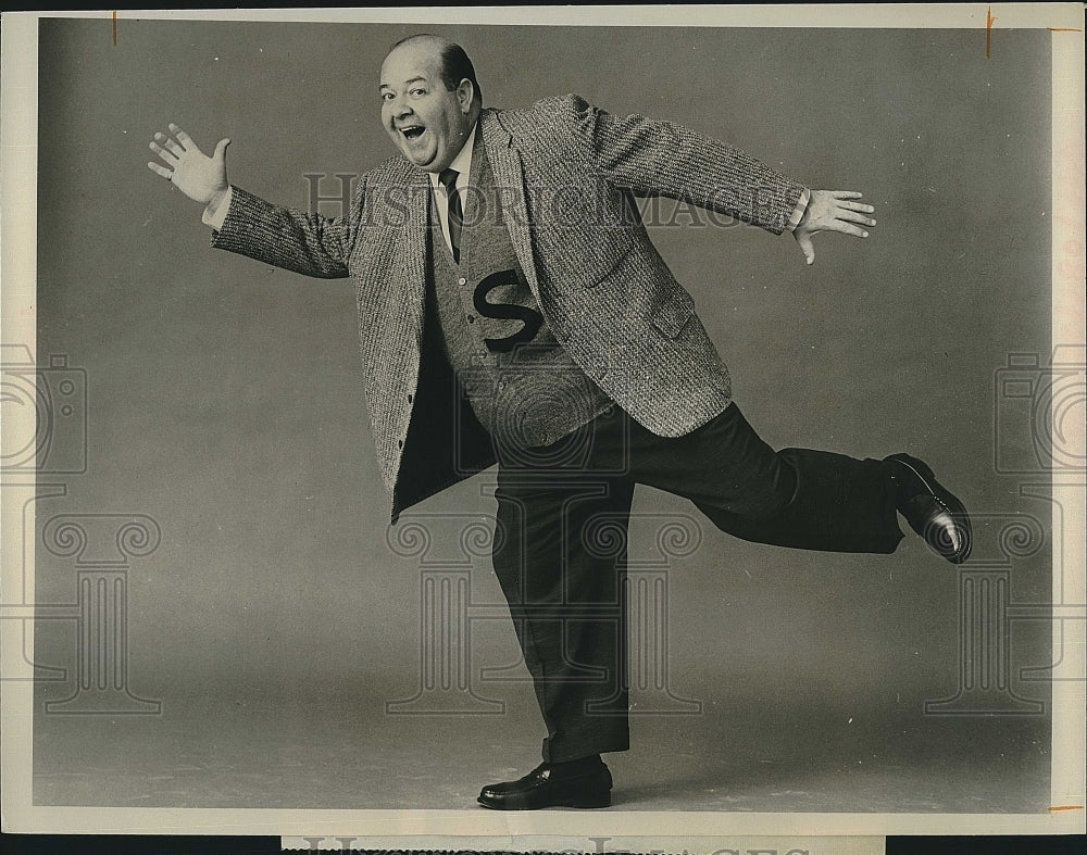 1964 Press Photo Actor Stubby Kaye in &quot;Last of the Red Hot Lovers&quot; - Historic Images