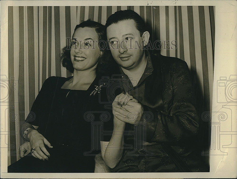 1942 Press Photo Showman Billy Rose, Wife Eleanor Holm - Historic Images