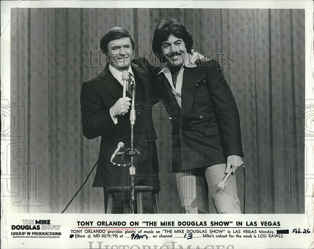 1979 Press Photo Tony Orlando On Mike Douglas Show Las Vegas - Historic Images