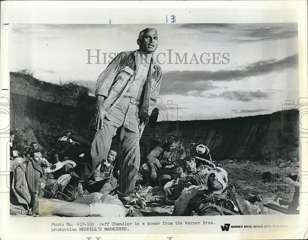 1976 Press Photo Jeff Chandler starsa in &quot;Merrill&#39;s Marauders&quot; - Historic Images