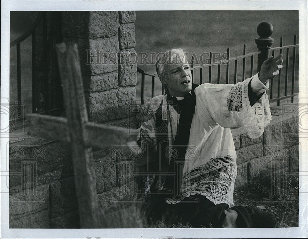 1985 Press Photo Actor Richard Chamberlain in &quot;The Thorn Bird&quot; ABC TV Movie - Historic Images