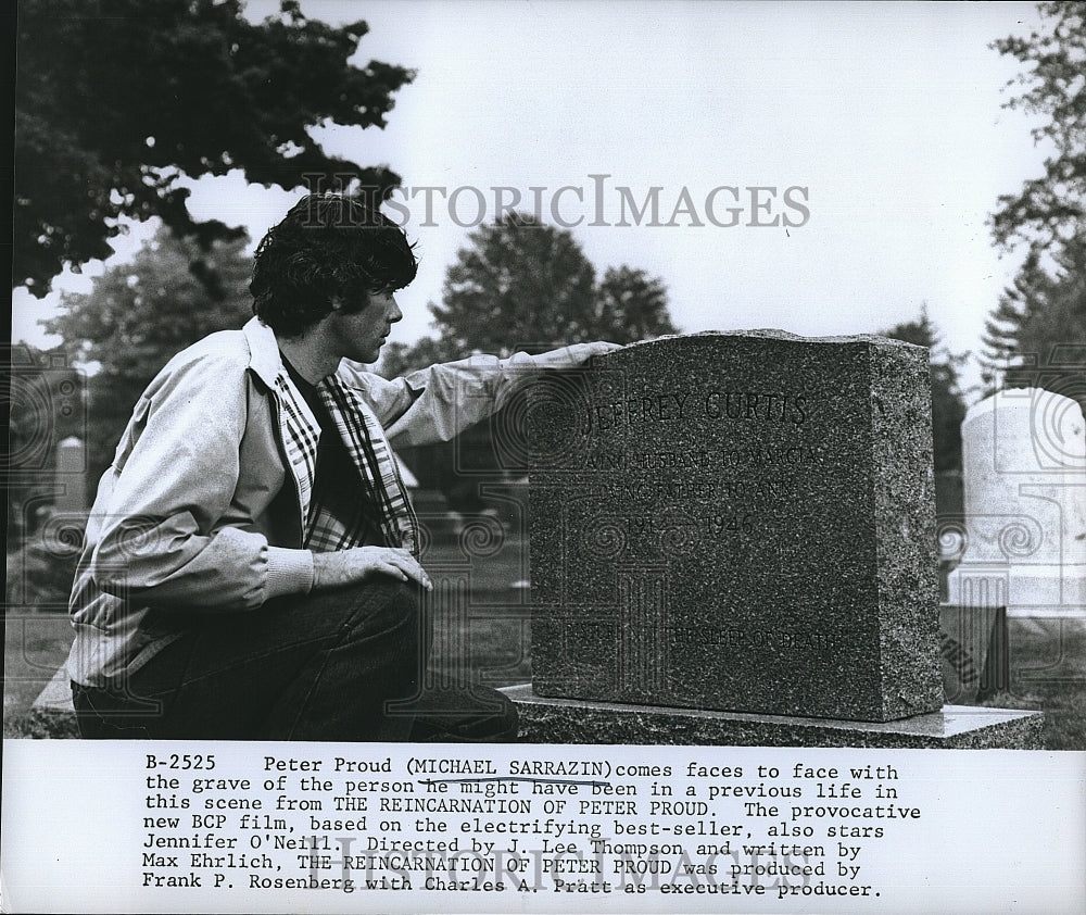 1975 Press Photo Michael Sarrazin staring in "The Reincarnation of Peter Proud" - Historic Images