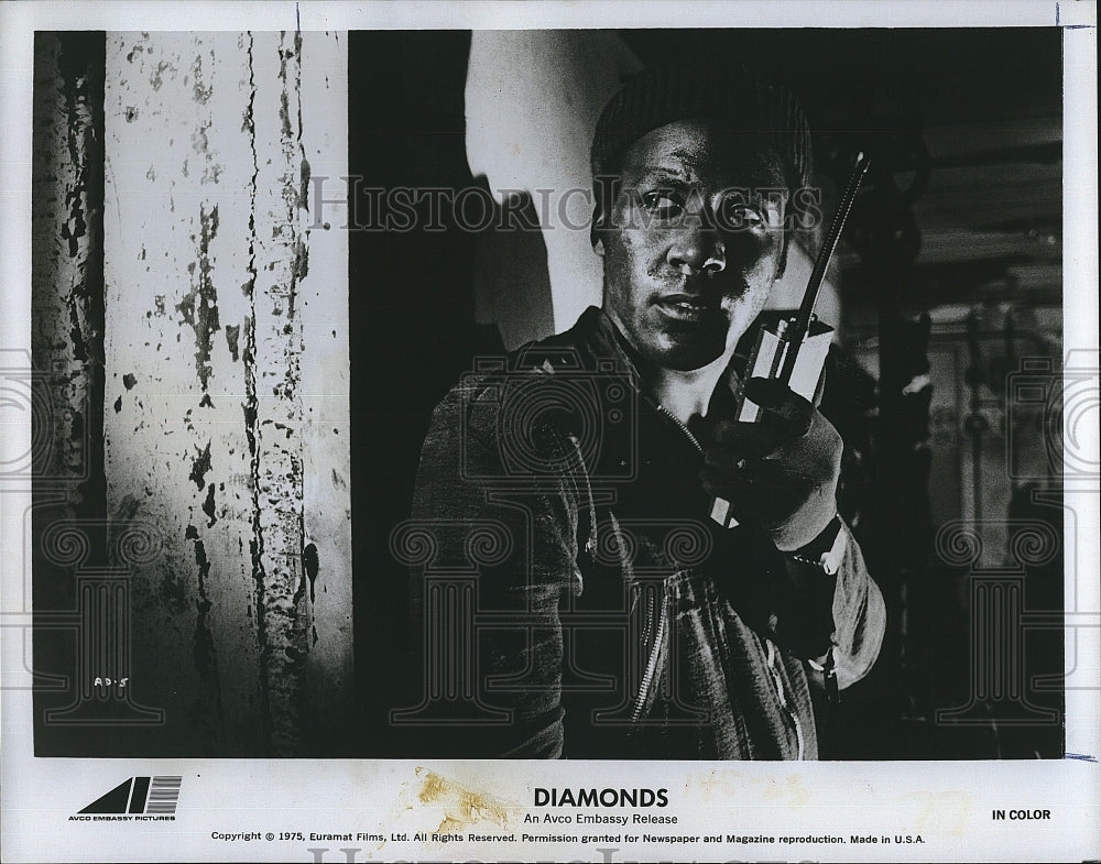 1975 Actor Richard Roundtree In "Diamonds" - Historic Images