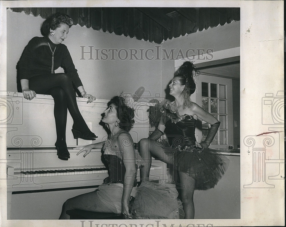 1962 Press Photo Mrs Charles Wilhelm, Mrs Anita Wilson & Mrs William Holzmark - Historic Images