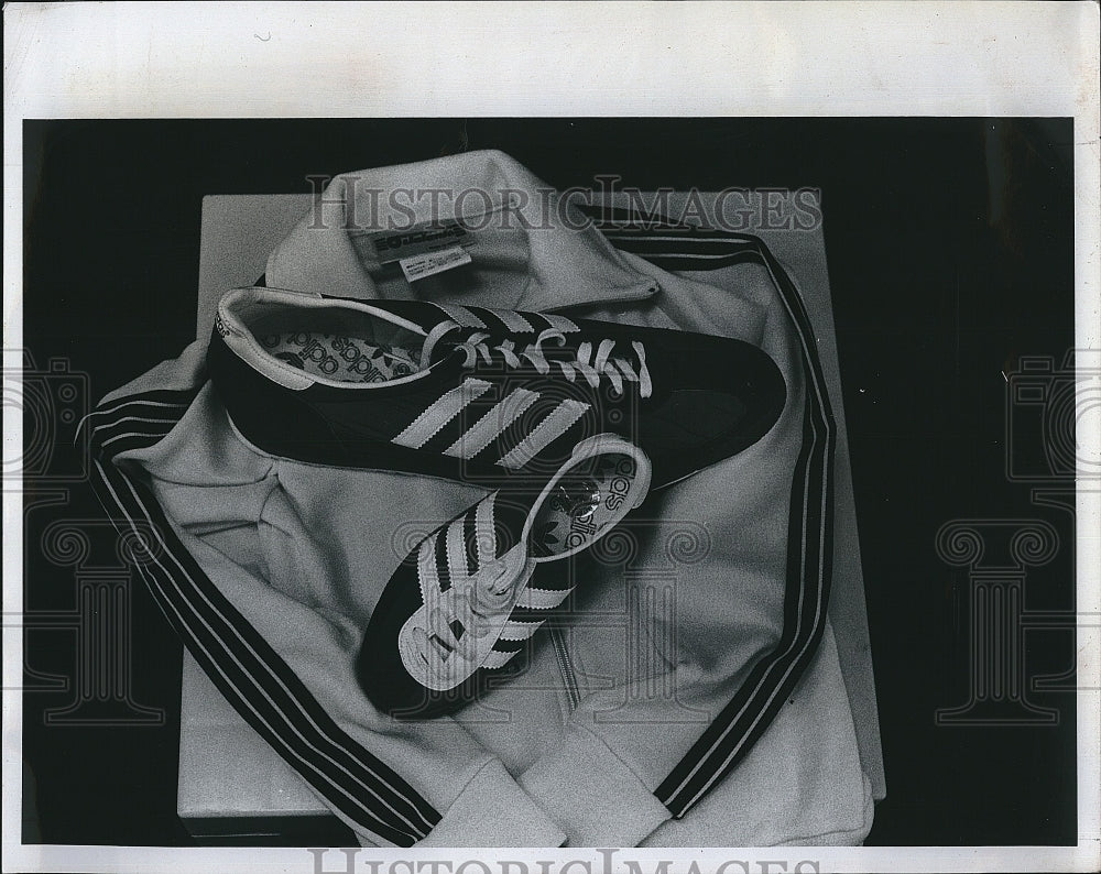 1978 Press Photo Most sought after gifts the Adidas running shoes &amp; Puma jogger - Historic Images