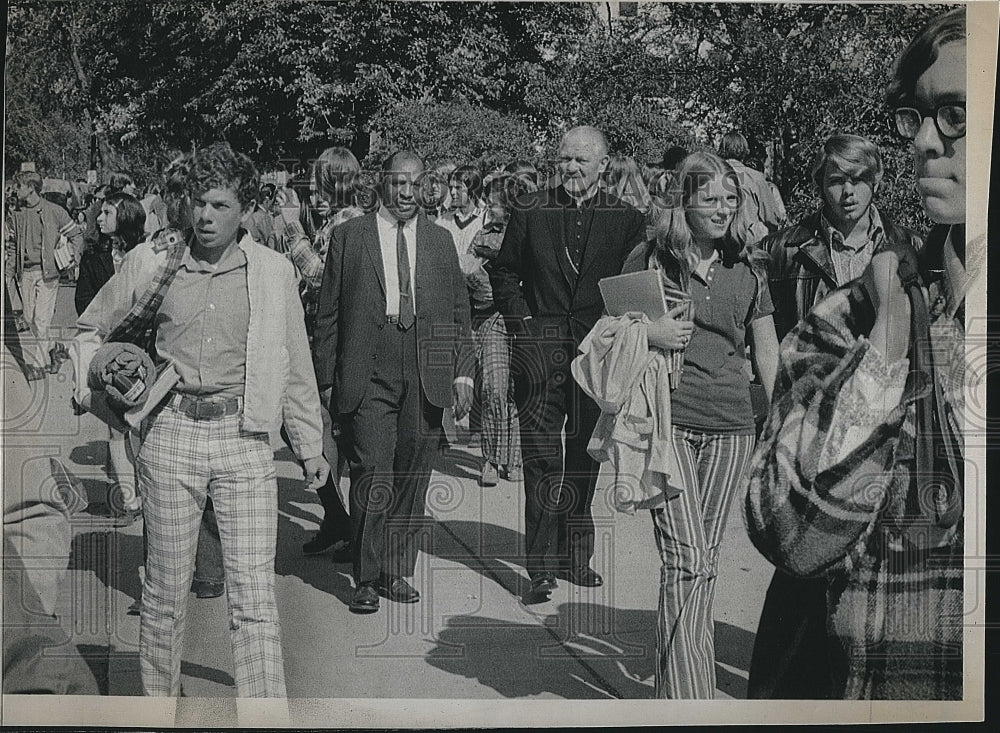 1972 Press Photo Bishop Christopher Weldon Springfield Roman Catholic Diocese - Historic Images