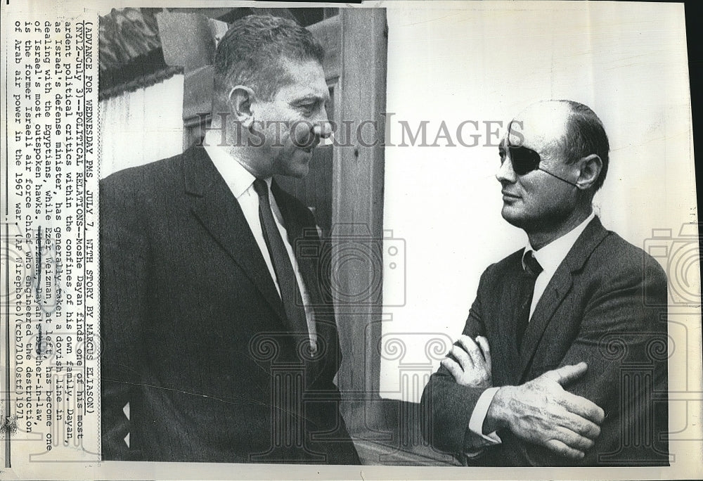 1971 Press Photo Israeli Defense Minister Moshe Dayan &amp; Ezer Weizman - Historic Images