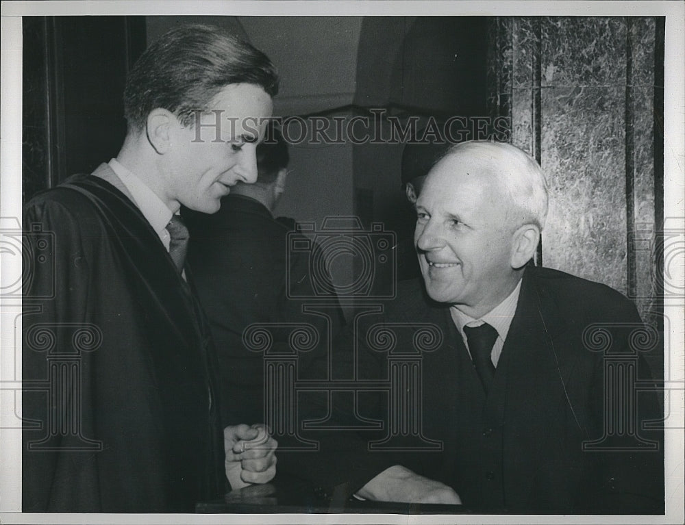 1948 Press Photo Baron Ernst VonWeizsaecker Former State Sec Germany - Historic Images