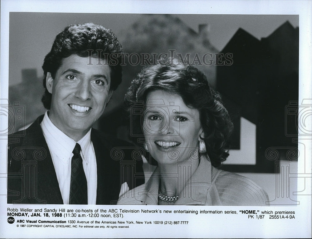 1988 Press Photo &quot;Home&quot; with hosts  Robb Weller &amp; Sandy Hill - Historic Images