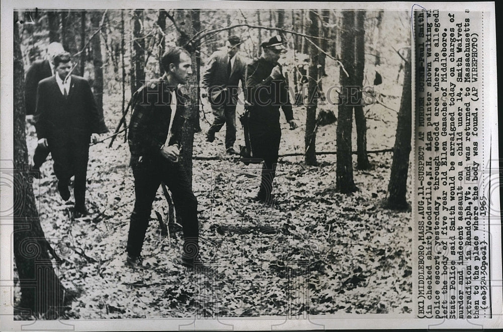 1965 Press Photo Suspect at Murder Scne Paul Smith Police Escort - Historic Images