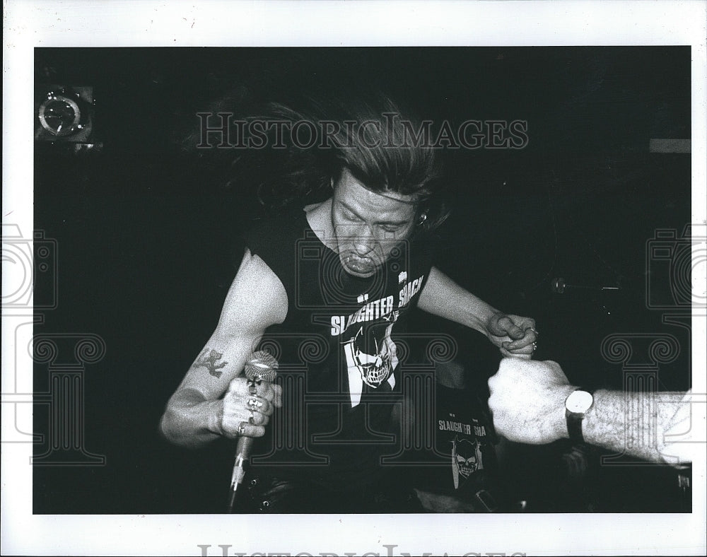 1990 Press Photo Colin Burns Lead Singer Vocalist Slaughter Shack Rock Band - Historic Images