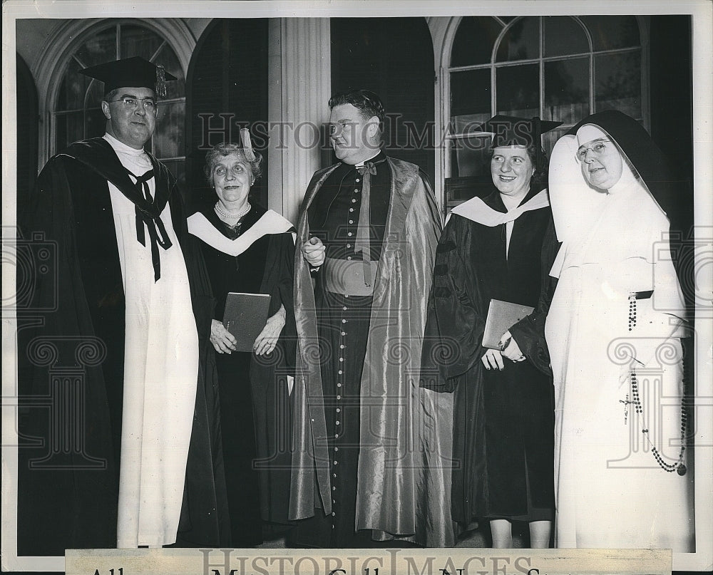 1950 Press Photo Very Rev R Slavin,E Van S wyatt,Ver Rev JJ Hayes,Sister Corlita - Historic Images