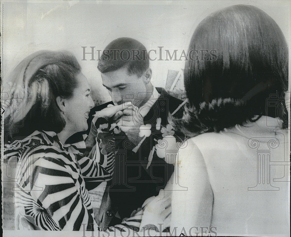 1967 Press Photo Marine Captain Charles Robb To Wed Lynda Johnson Pres Daughter - Historic Images