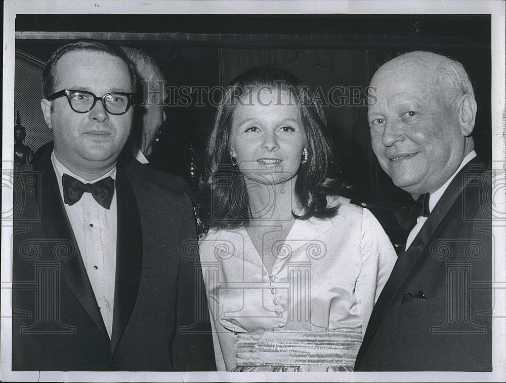 1970 Press Photo Richard W. And Mrs. Barger, Sheraton Boston Hotel, F. Robinson - Historic Images