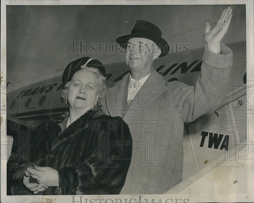 1956 Press Photo General &amp; Mrs Willard K. Liebel at Ft Devens - Historic Images