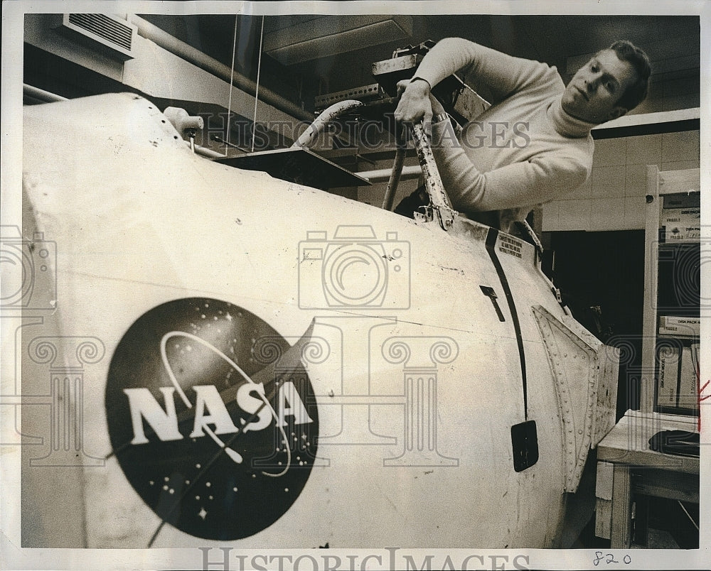 1977 Press Photo Byron Lichetenberg to be Spacelab astronaut - Historic Images