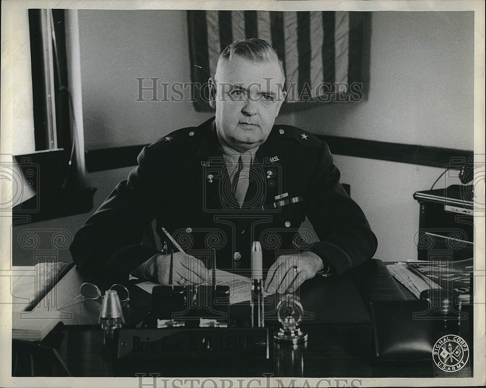 1942 Press Photo Brig. Gen Burton O. Lewis, Chief of Boston Ordinance - Historic Images