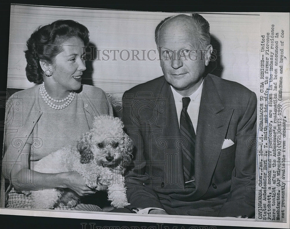 1959 Press Photo U.S Amb. Earl E.T. Smith to Cuba with his wife Florence. - Historic Images