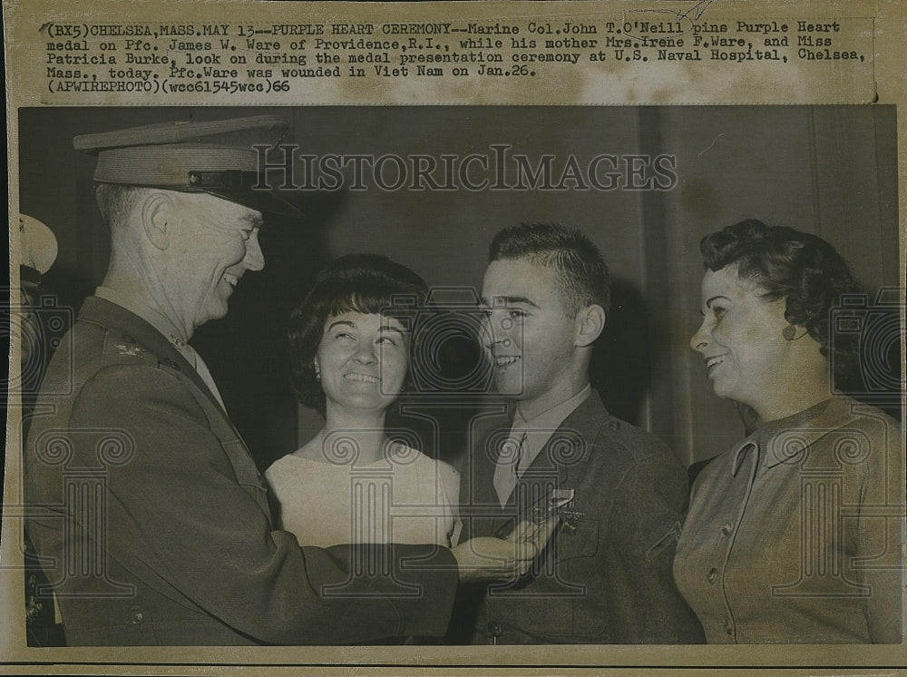 1966 Press Photo Marine Col. John T. O&#39;Neil PFc. James W. Ware - Historic Images