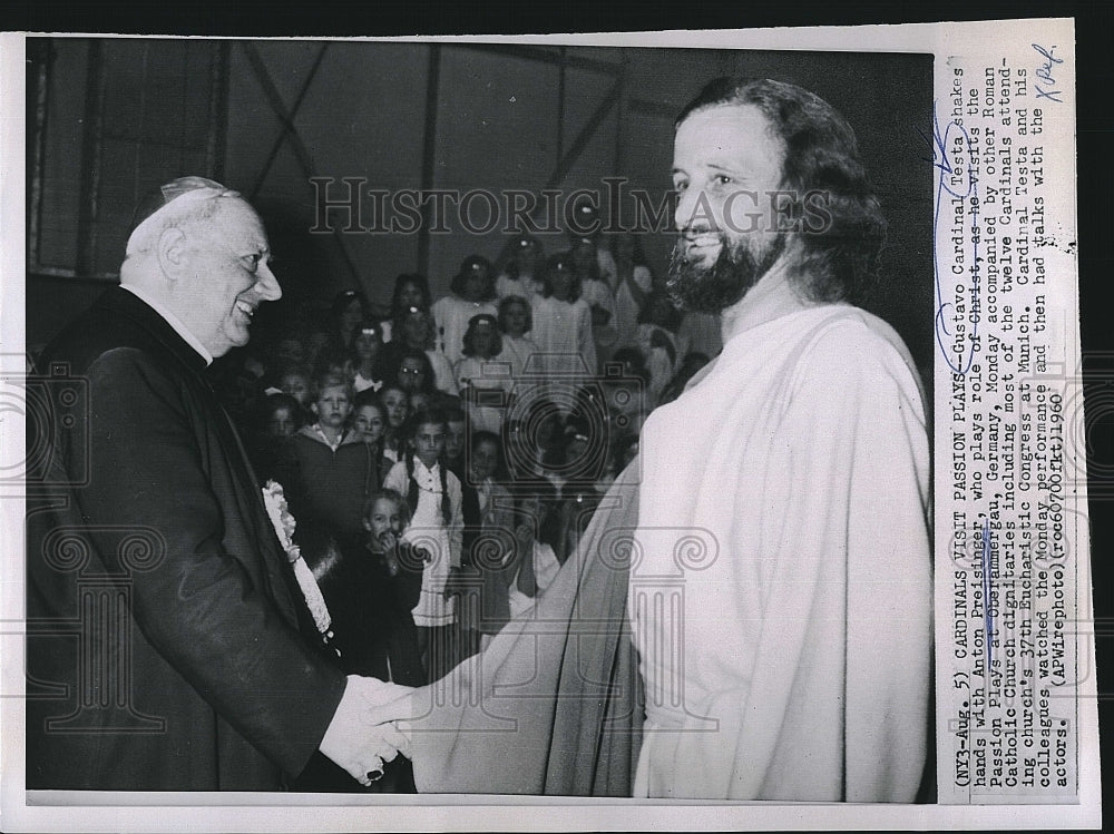 1960 Press Photo Gustavo Cardinal Testa &amp; Anton Preisinger at Passion Play - Historic Images