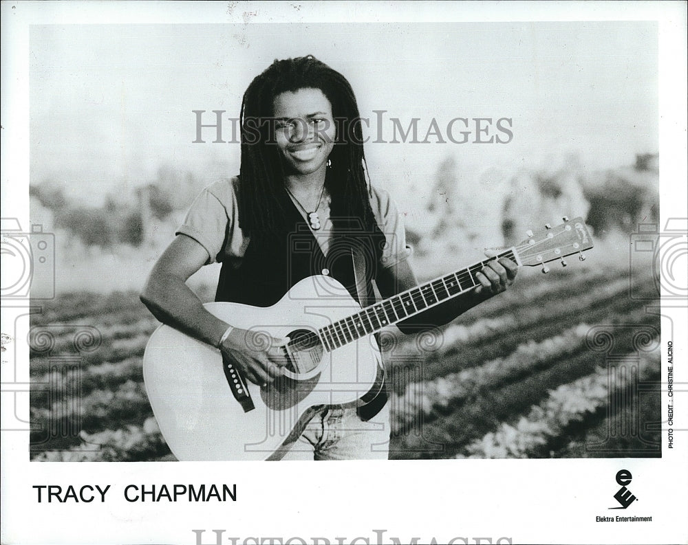 1997 Press Photo Musician Tracy Chapman - Historic Images