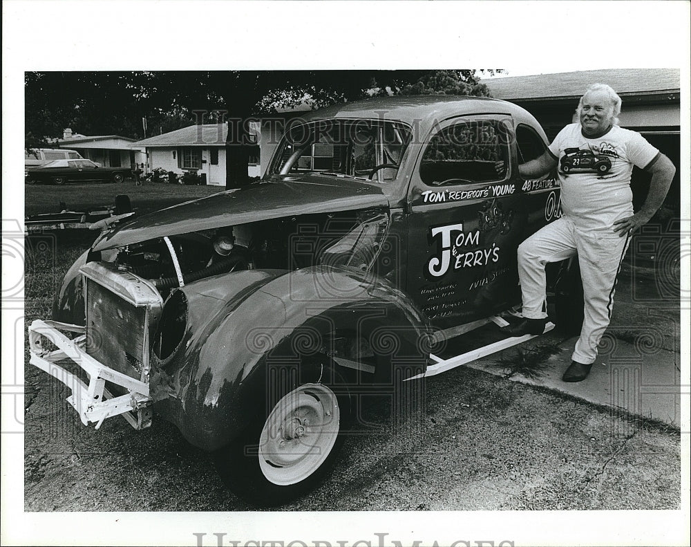 1985 Press Photo Tom Young and his antique roadster - Historic Images