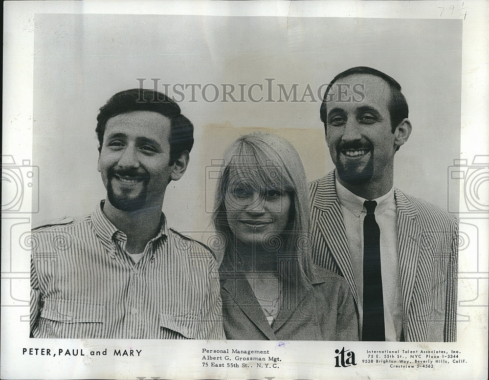 1965 Press Photo Musicians, Peter,Paul &amp; Mary to perform - Historic Images