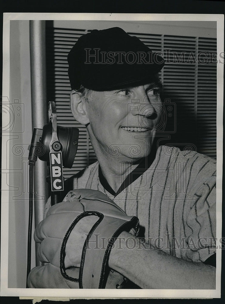 1939 Press Photo Walter Huston of &quot;Elmer the Great&quot; - Historic Images
