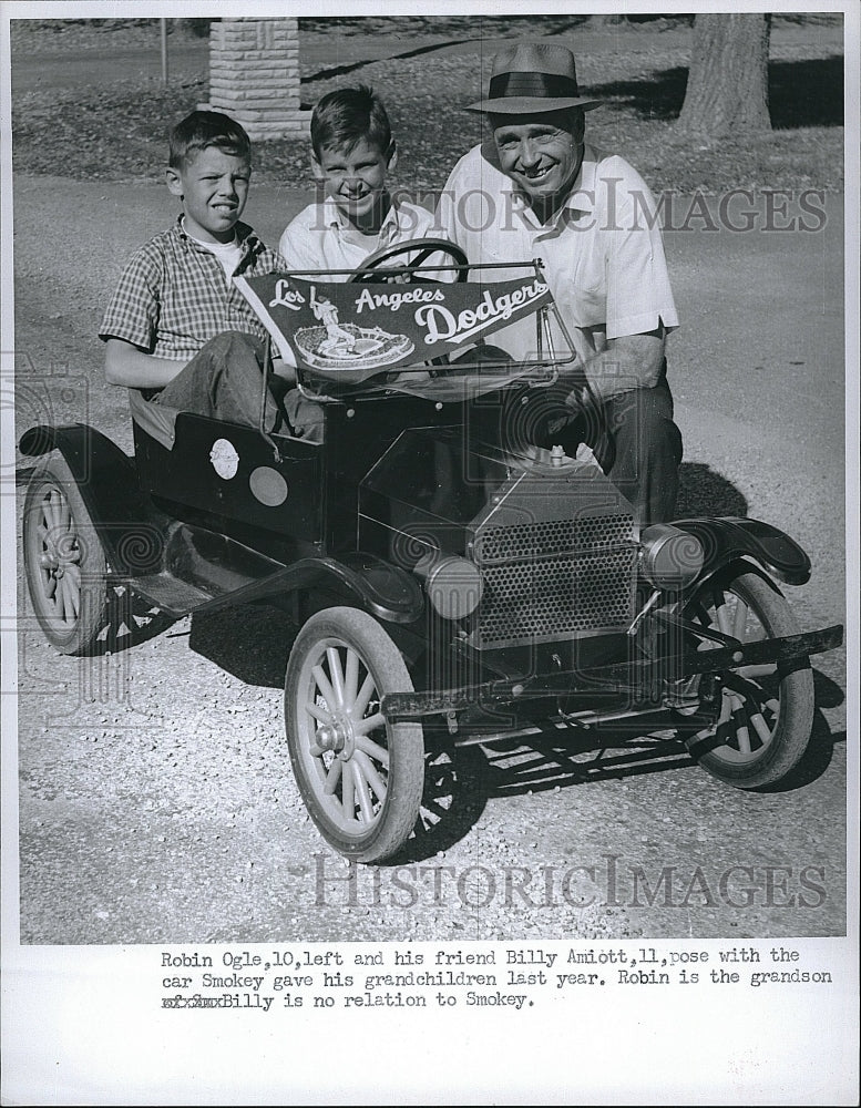 1963 Press Photo Robin Ogle, Billy Amiott, Walt Alston - Historic Images